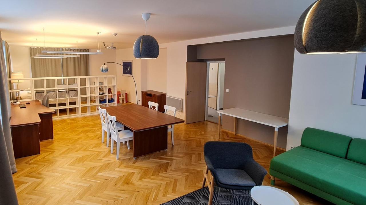 Veleslavin Apartments Прага Екстер'єр фото