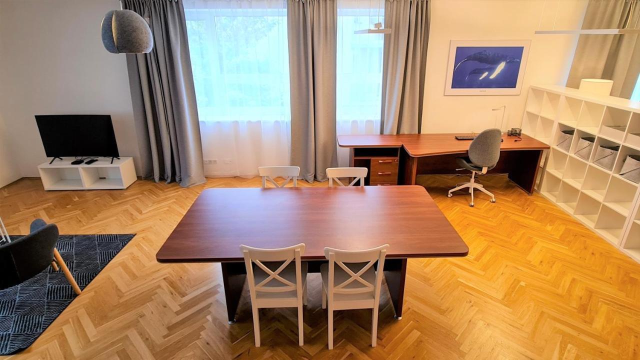 Veleslavin Apartments Прага Екстер'єр фото