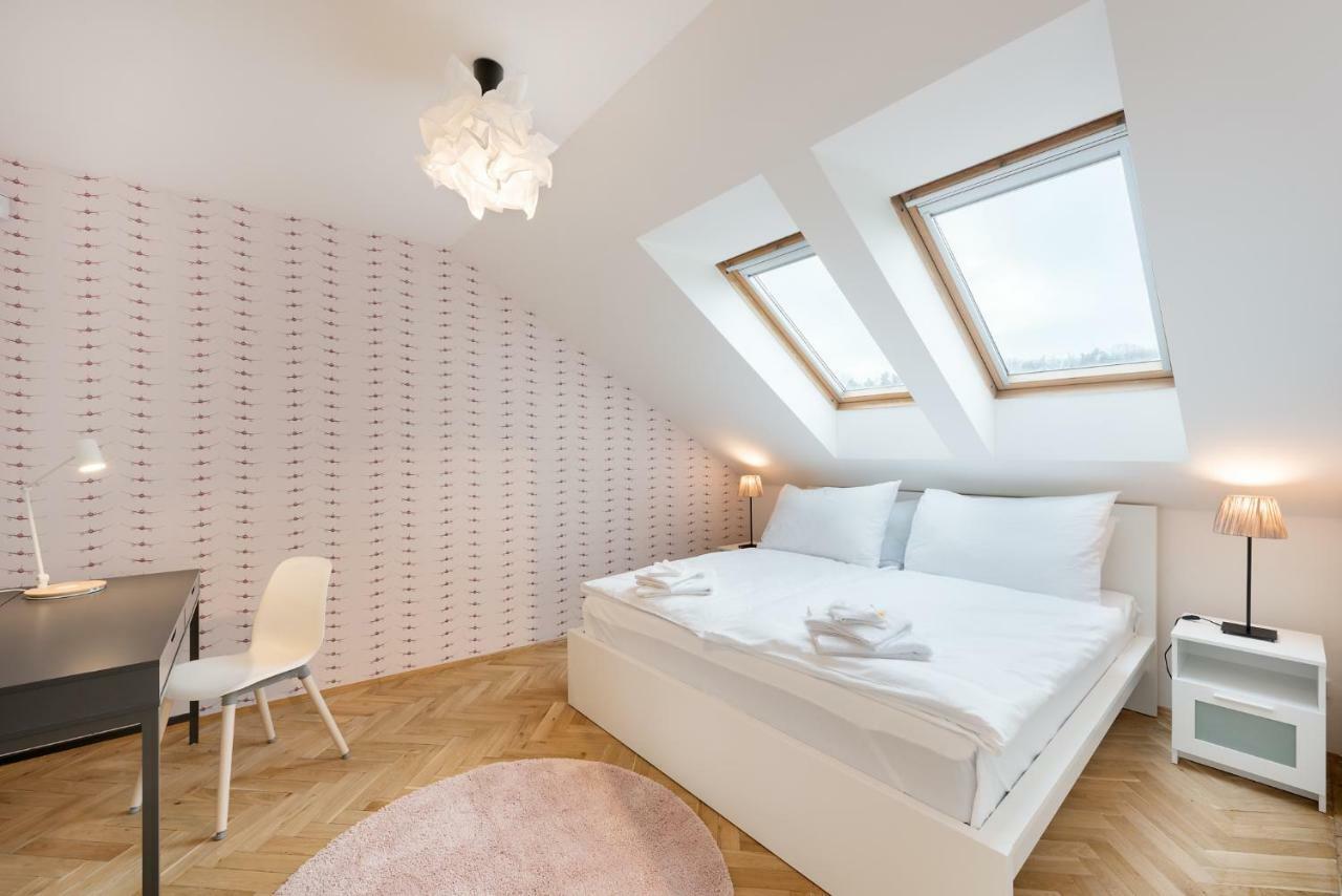 Veleslavin Apartments Прага Екстер'єр фото
